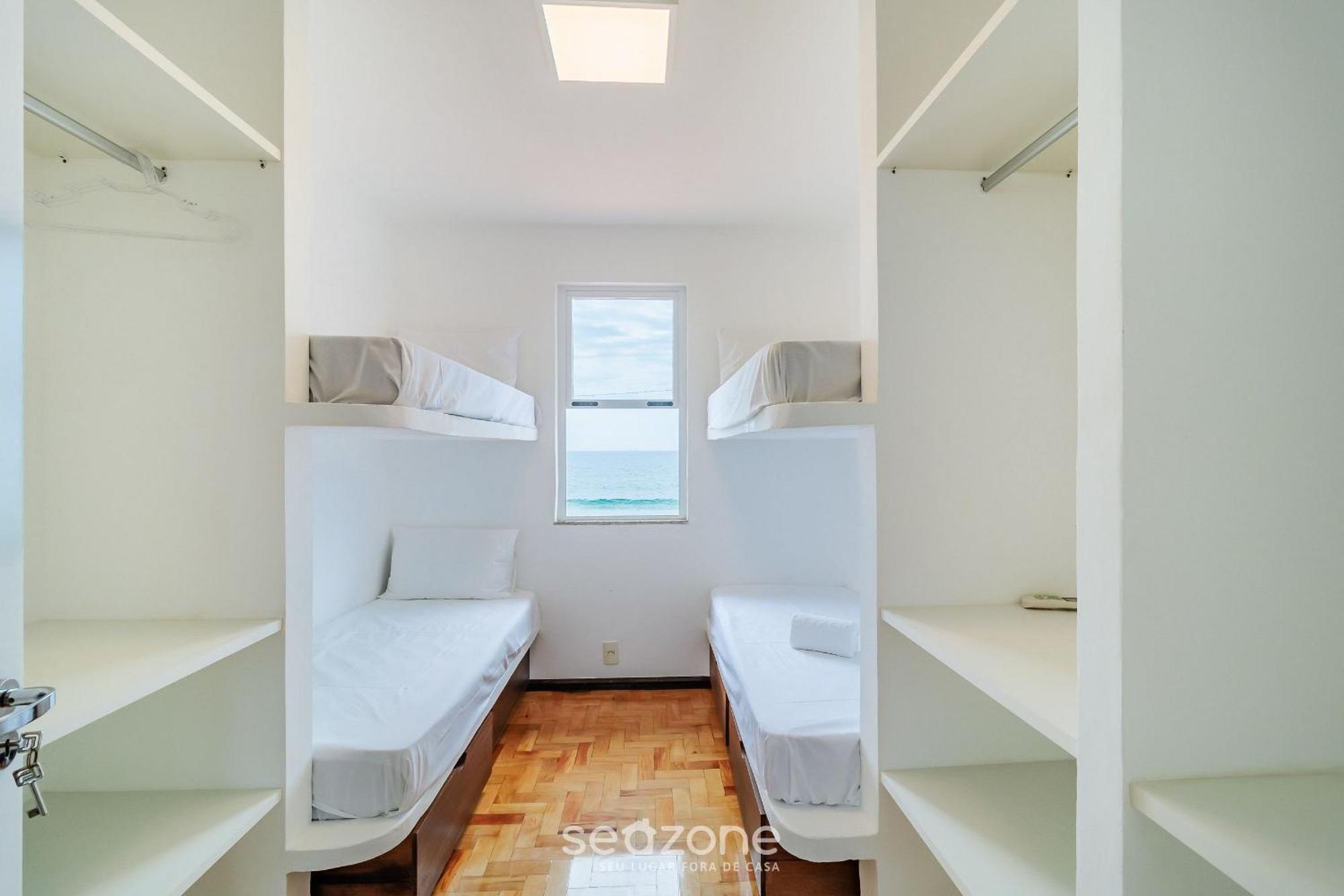 Ampla Casa Duplex Pe Na Areia Floripa-sc Djbr2065 Florianopolis
